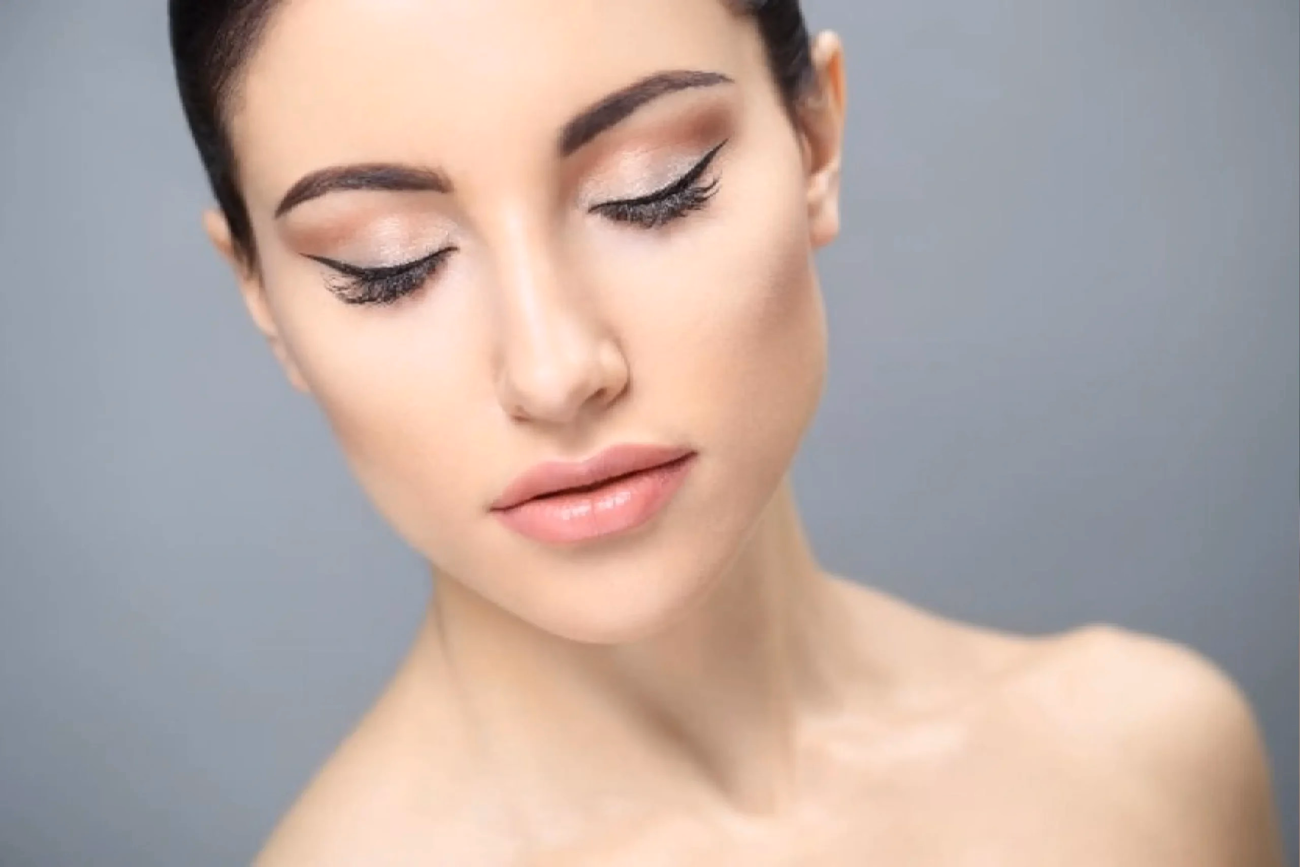 Micropigmentación Eyeliner: Define tu mirada