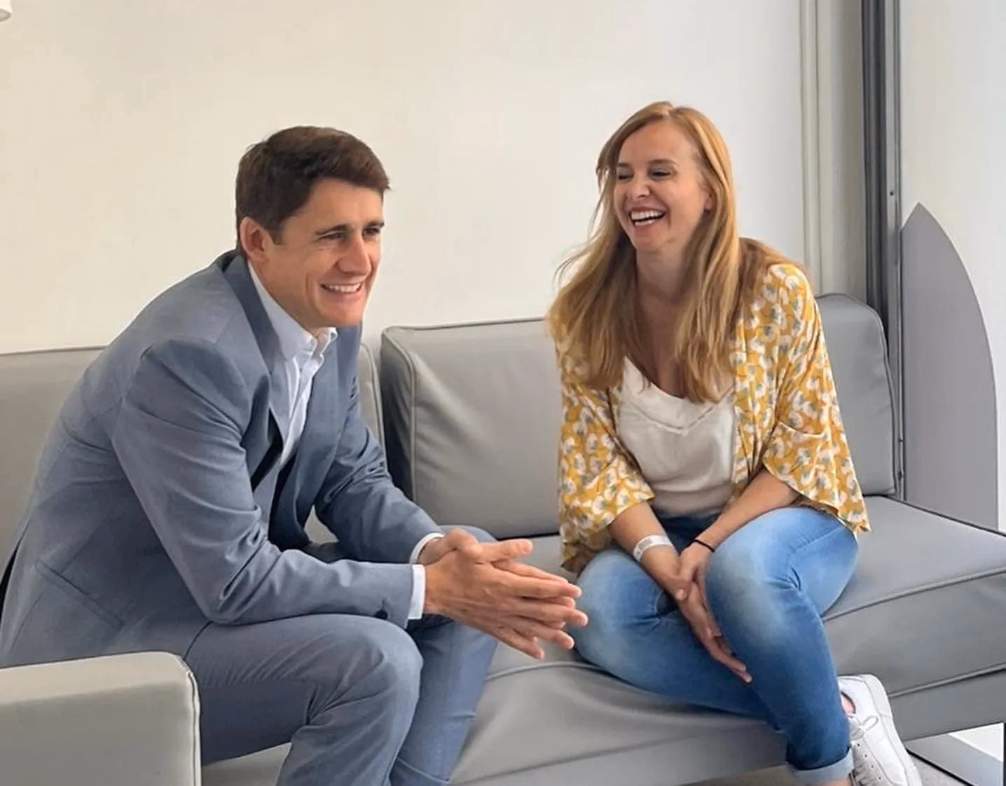 Mar Regueras visita Clínica Egos