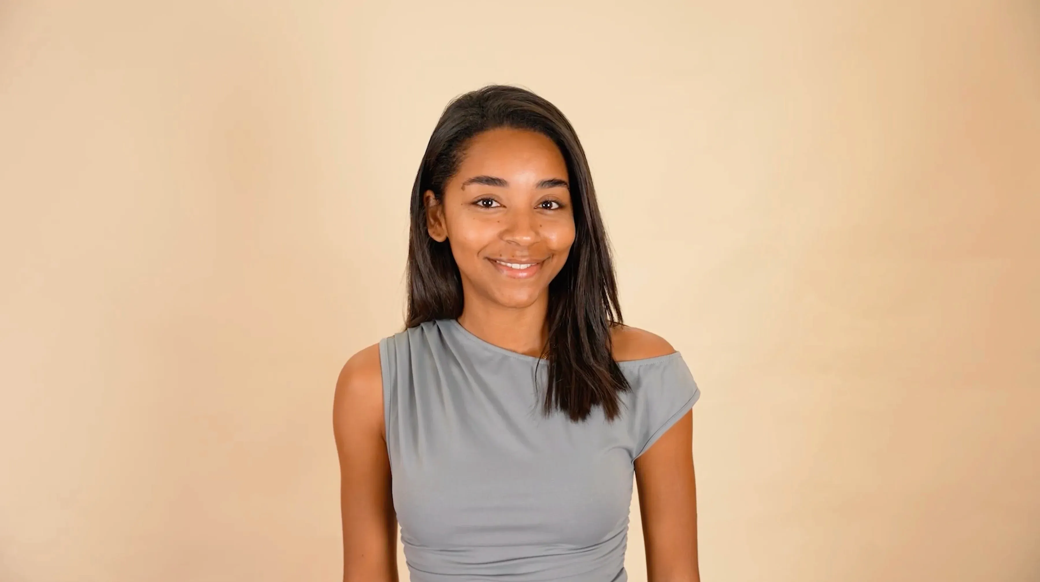 La Marta realça el seu pit amb un resultat natural